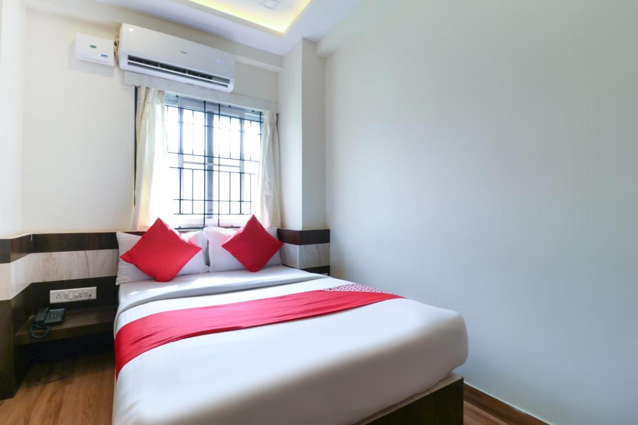 Oyo 36197 Royal Wood Hotel Bangalore Ngoại thất bức ảnh