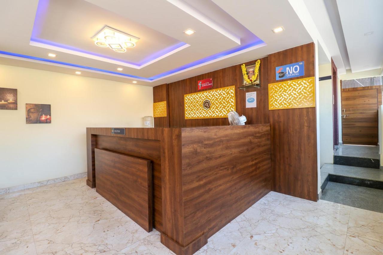 Oyo 36197 Royal Wood Hotel Bangalore Ngoại thất bức ảnh