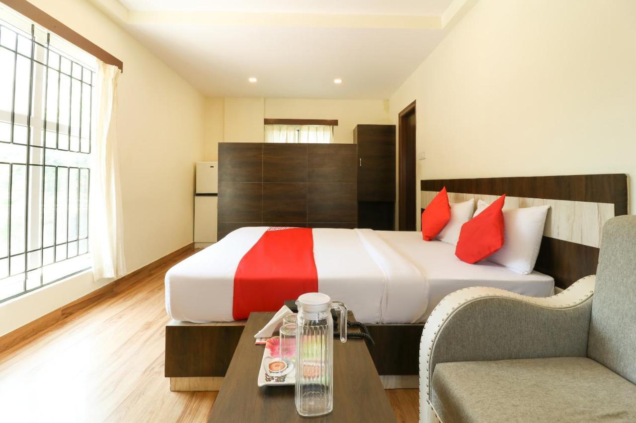 Oyo 36197 Royal Wood Hotel Bangalore Ngoại thất bức ảnh