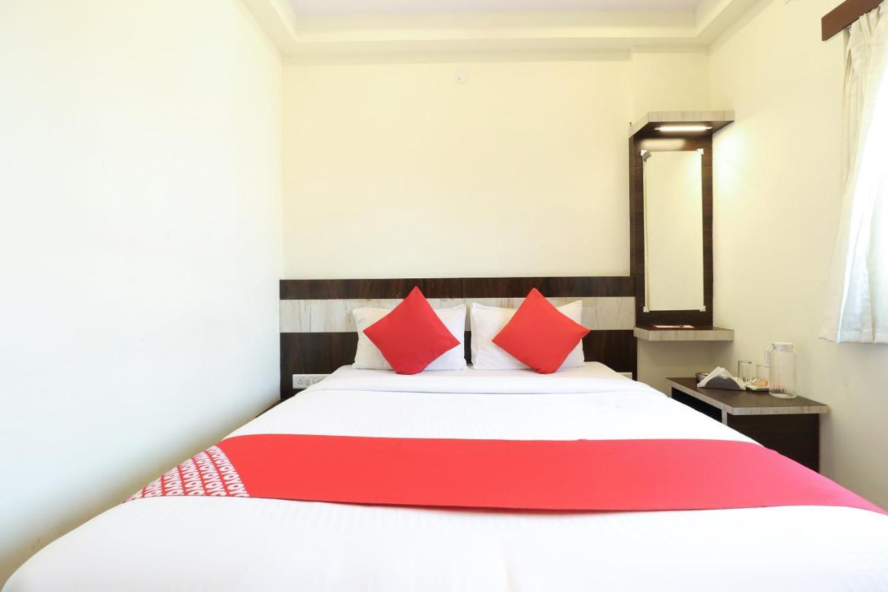Oyo 36197 Royal Wood Hotel Bangalore Ngoại thất bức ảnh