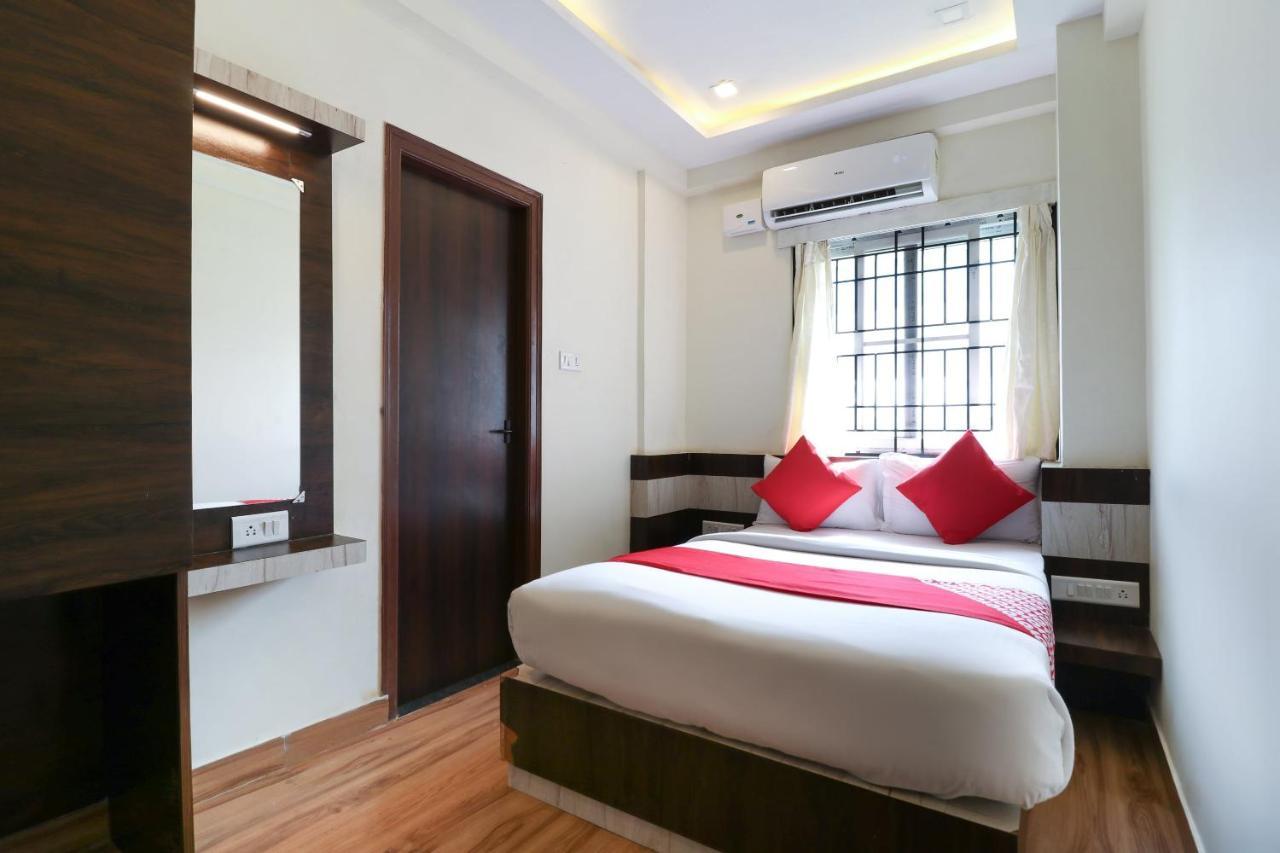 Oyo 36197 Royal Wood Hotel Bangalore Ngoại thất bức ảnh