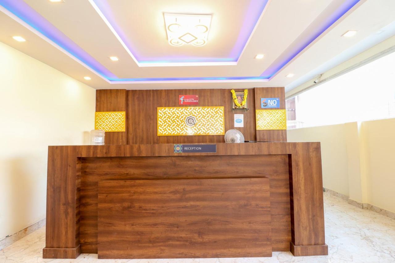 Oyo 36197 Royal Wood Hotel Bangalore Ngoại thất bức ảnh