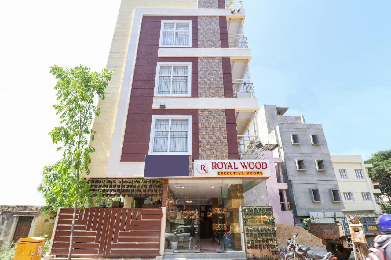 Oyo 36197 Royal Wood Hotel Bangalore Ngoại thất bức ảnh