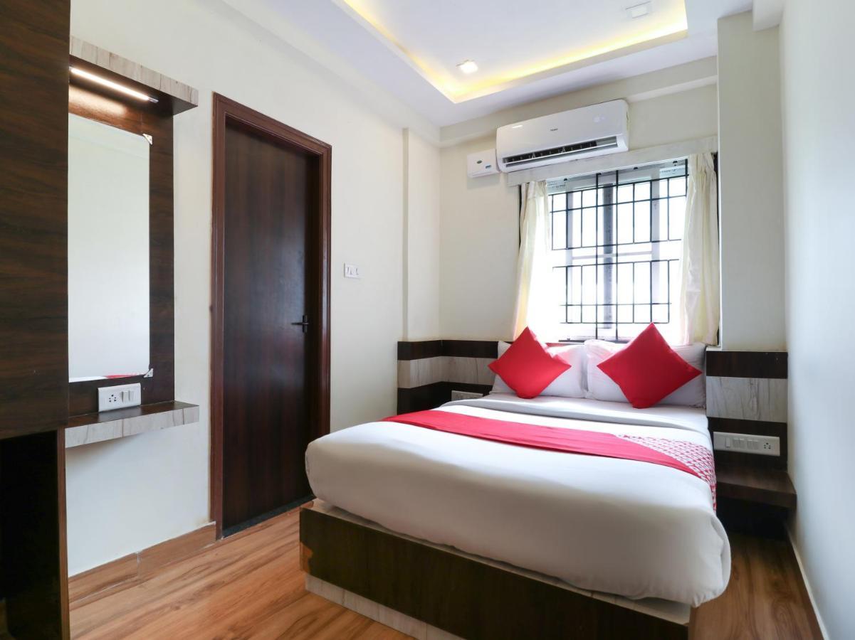 Oyo 36197 Royal Wood Hotel Bangalore Ngoại thất bức ảnh